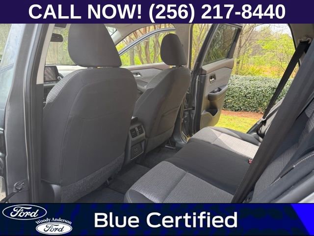 Used 2023 Nissan Rogue SV image 21