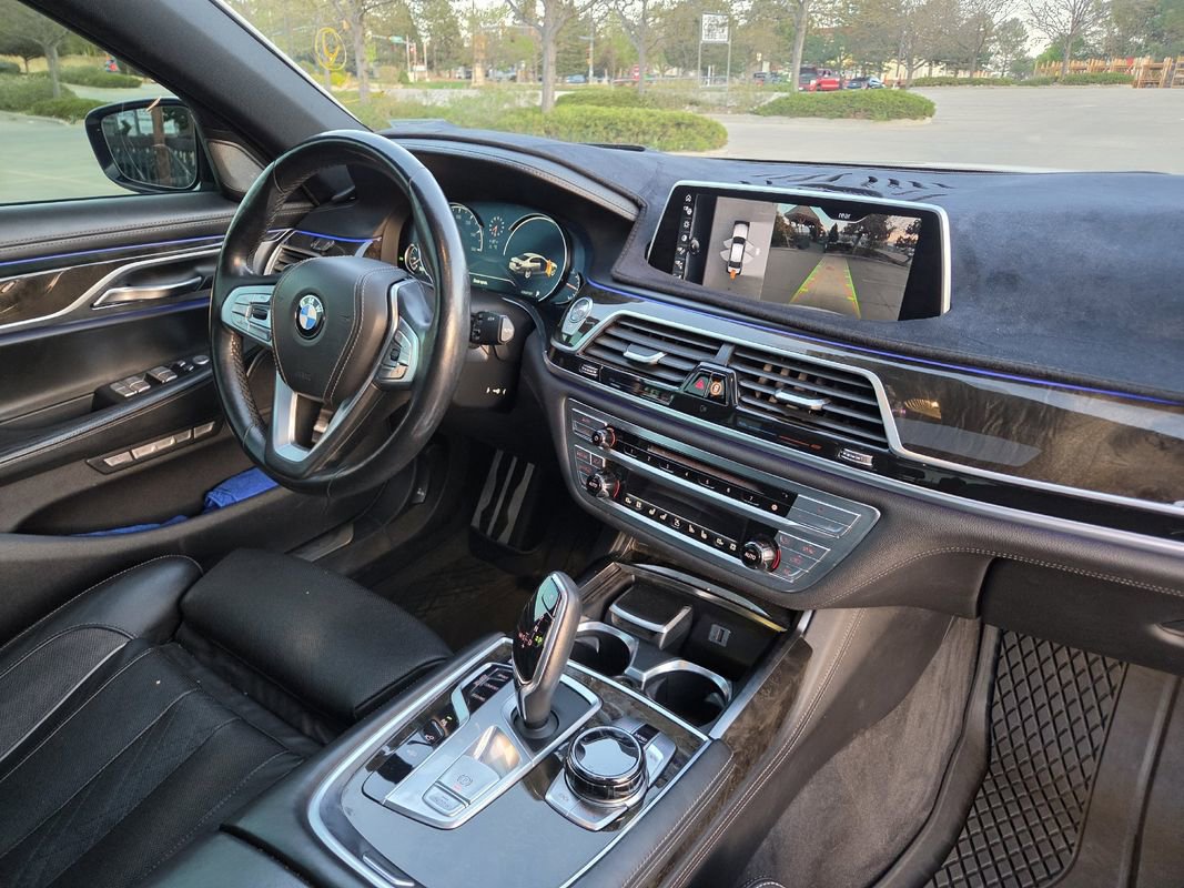 Used 2016 BMW 750i xDrive AWD/4WD image 13