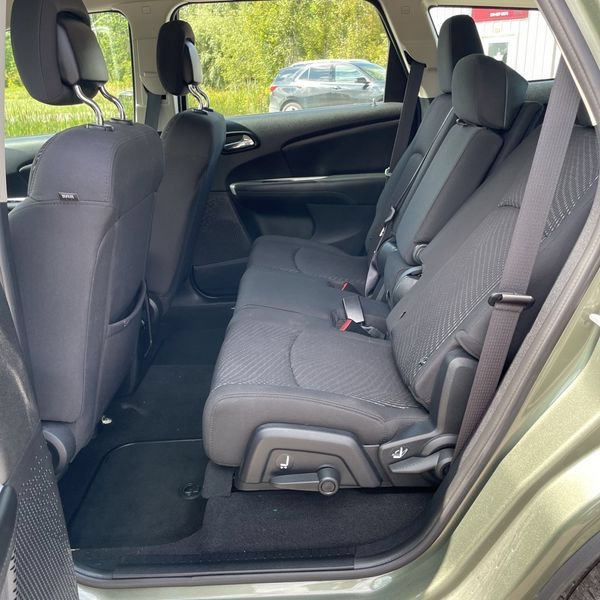 Used 2017 Dodge Journey SE FWD image 15