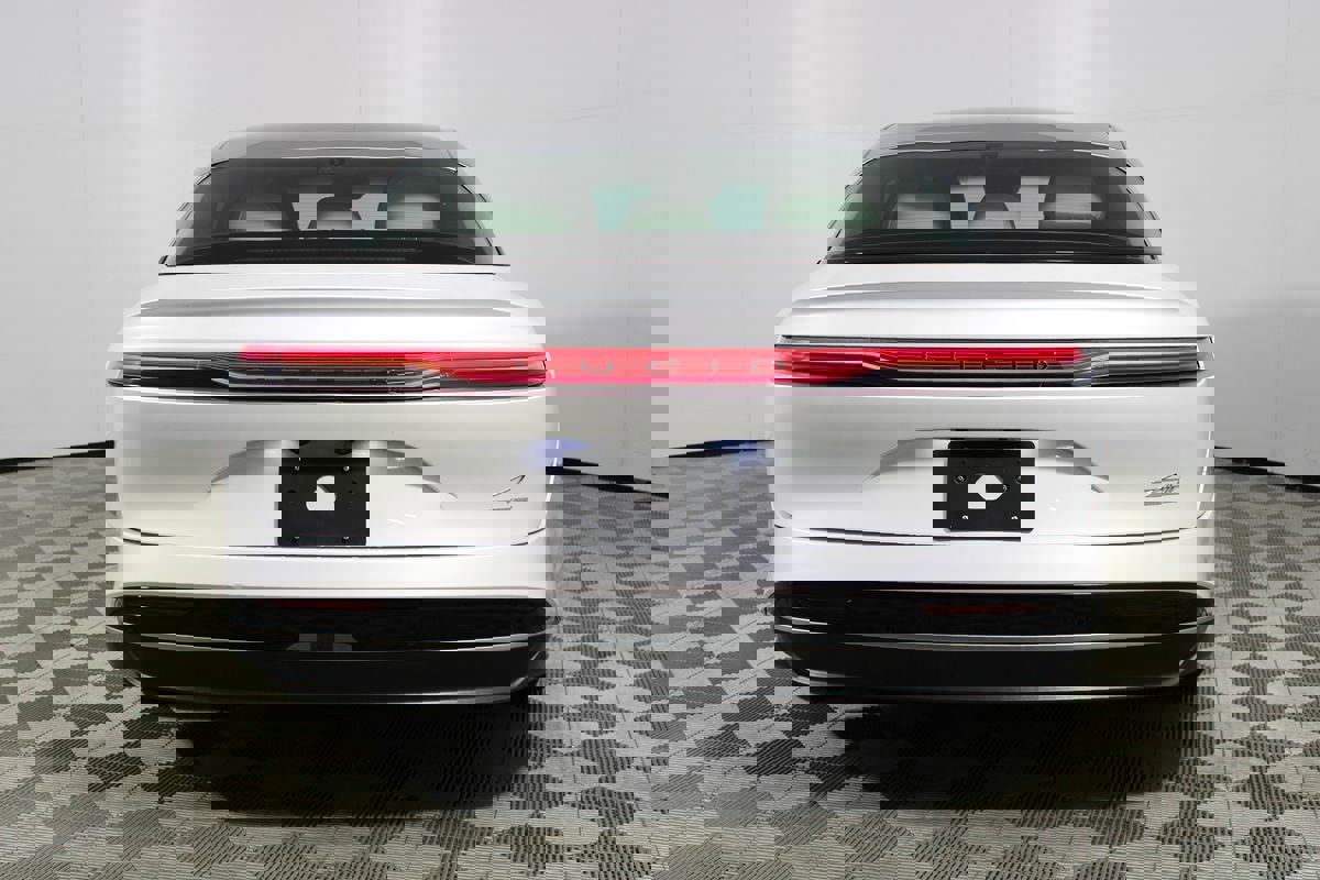 Used 2023 Lucid Air Touring image 42