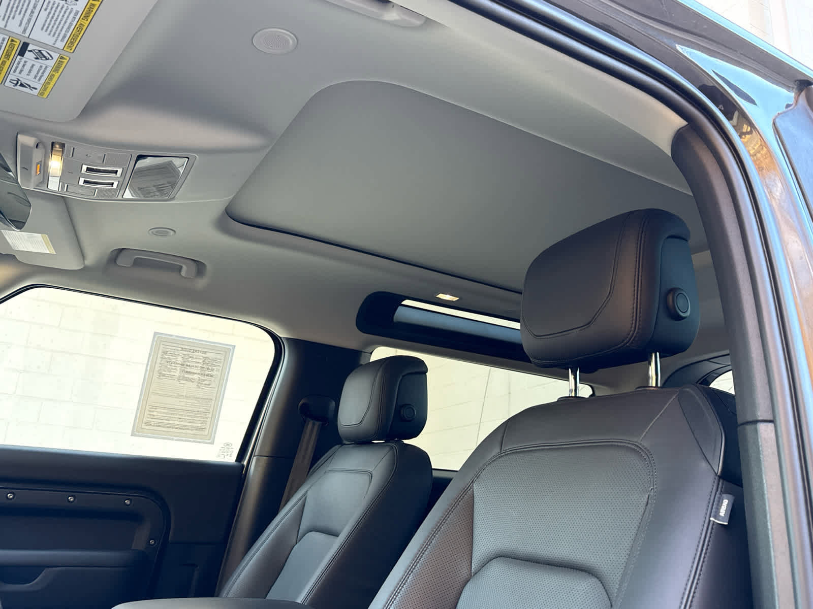 Certified 2024 Land Rover Defender 90 S image 11