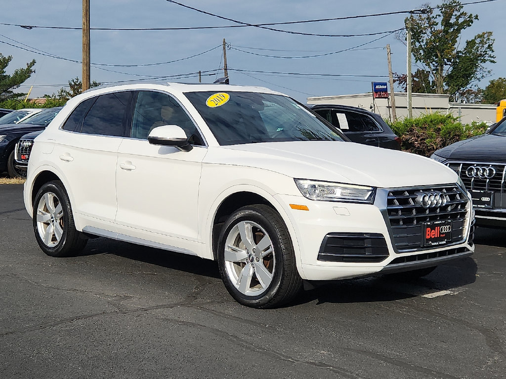 Used 2019 Audi Q5 2.0T Premium w/ Convenience Package AWD/4WD image 2