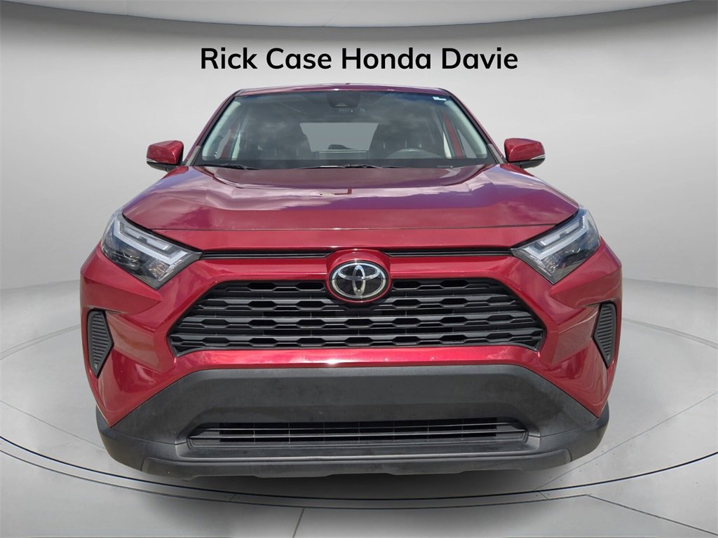 Used 2023 Toyota RAV4 LE image 5