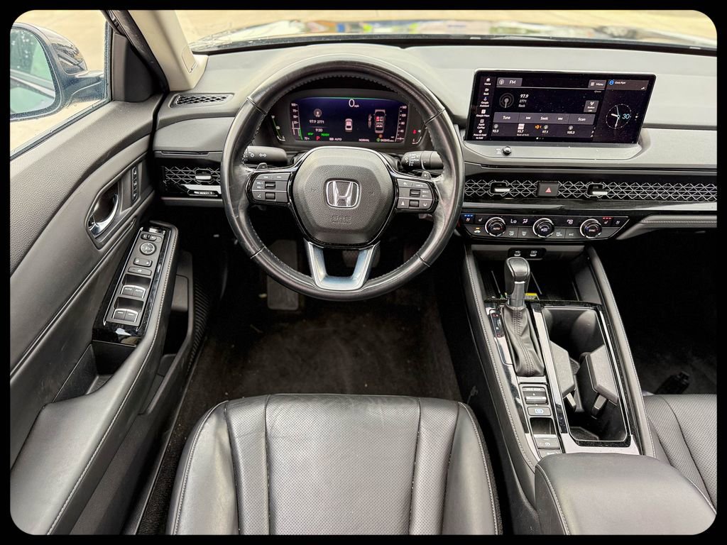 Used 2024 Honda Accord Touring image 23