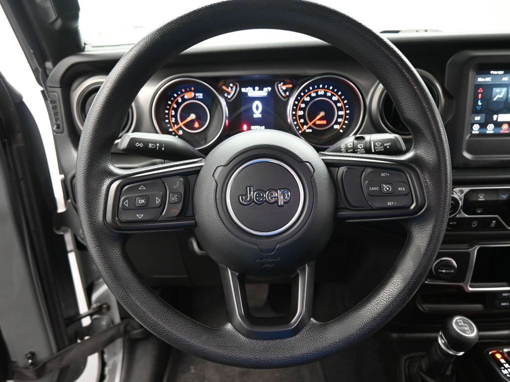 Used 2023 Jeep Wrangler Willys image 15