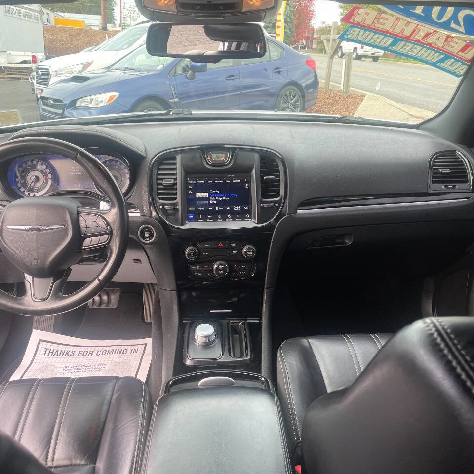 Used 2019 Chrysler 300 S image 13