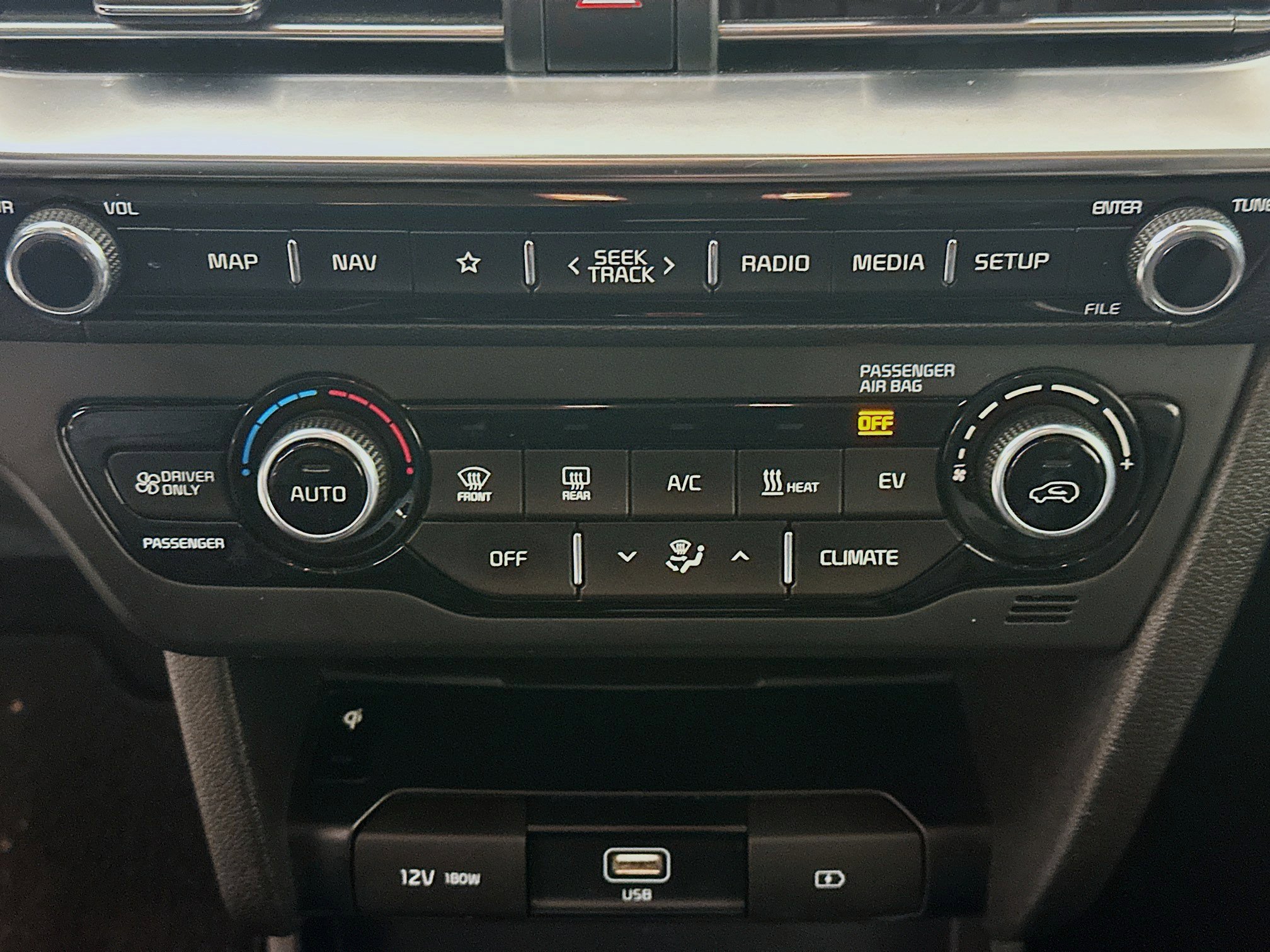 Used 2022 Kia Niro EX image 23