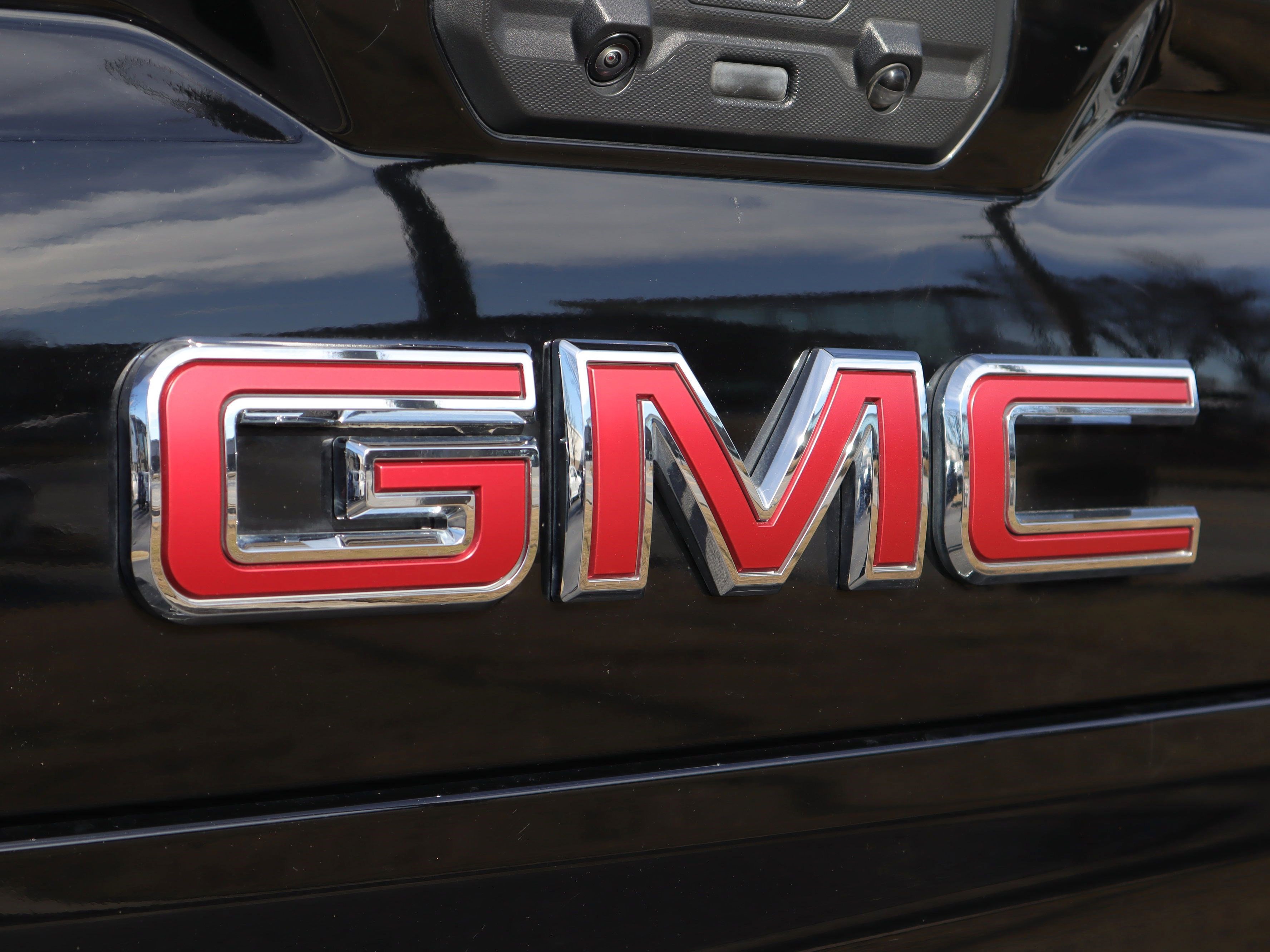 Used 2025 GMC Sierra 1500 Elevation w/ Elevation Premium Package image 36