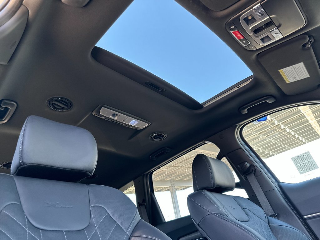 Used 2025 Kia Telluride EX X-Line AWD/4WD image 16