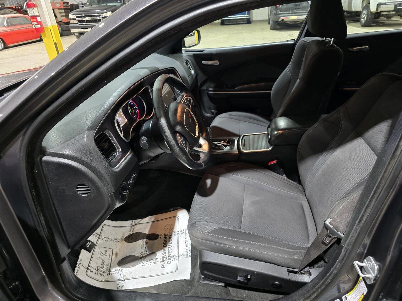 Used 2015 Dodge Charger SXT w/ Rallye Group image 27