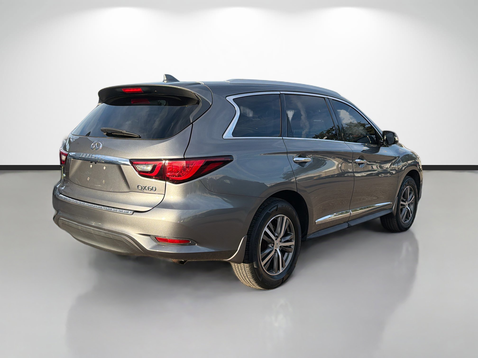 Used 2020 INFINITI QX60 Luxe image 3