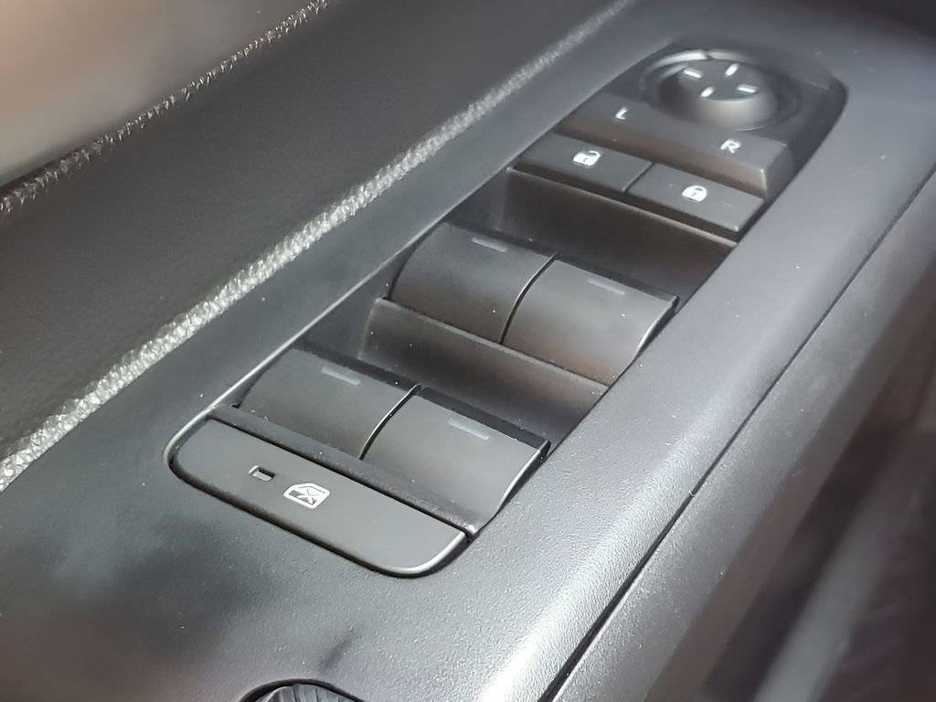 Used 2024 Toyota Tacoma TRD Off-Road w/ TRD Off Road Upgrade Package image 34