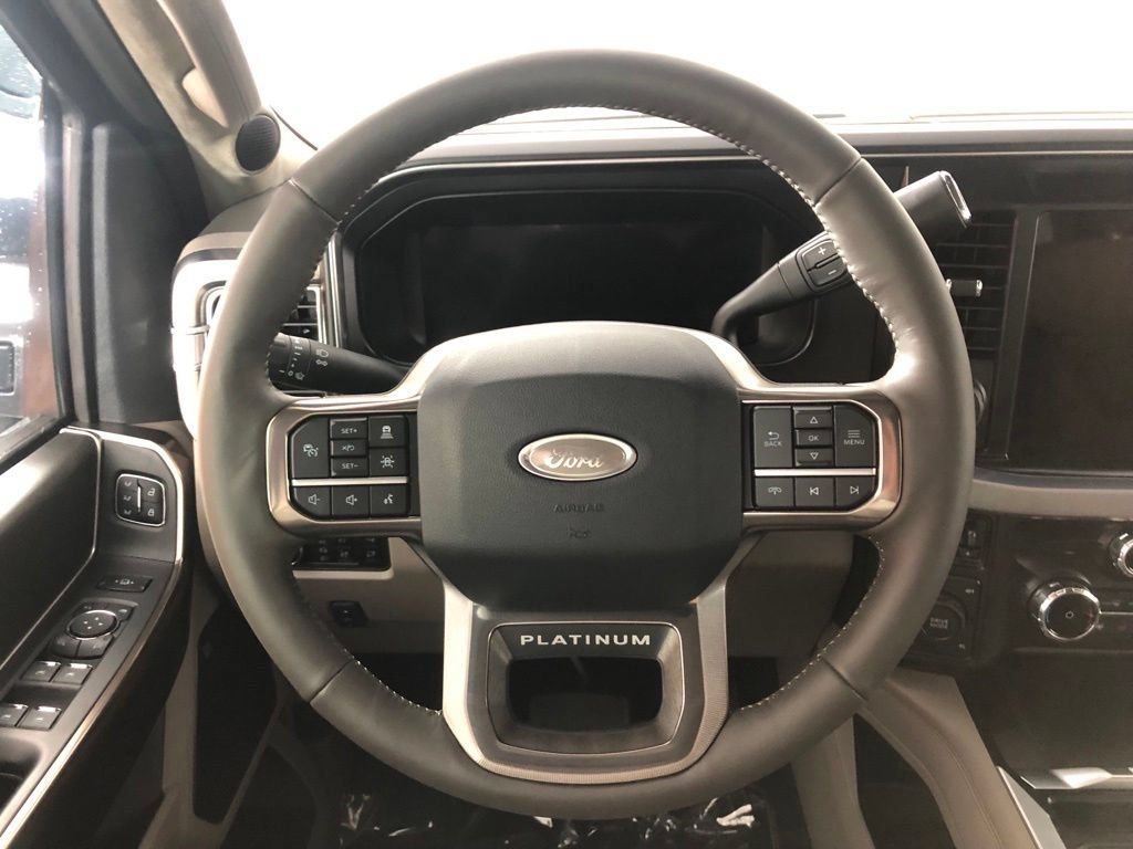 New 2026 Ford F250 Platinum w/ Platinum Plus Package AWD/4WD image 6