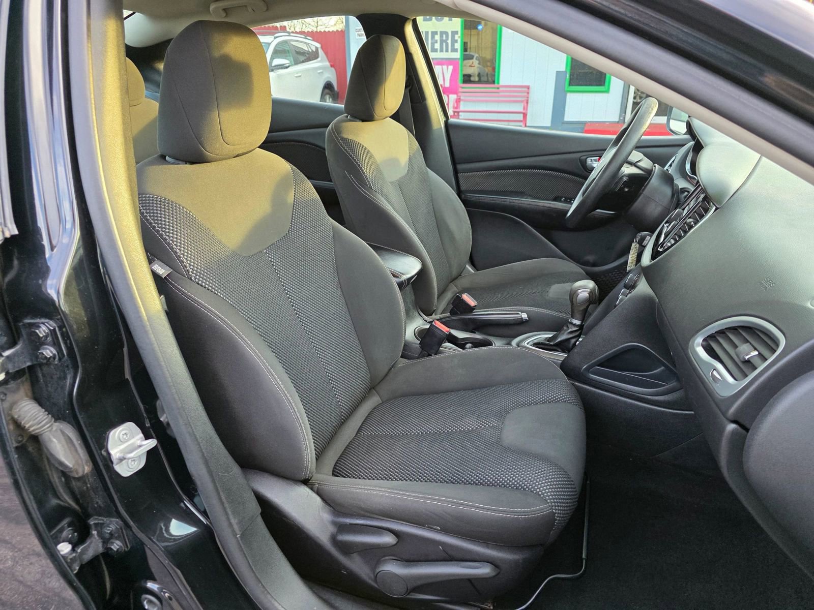 Used 2016 Dodge Dart SXT FWD image 10