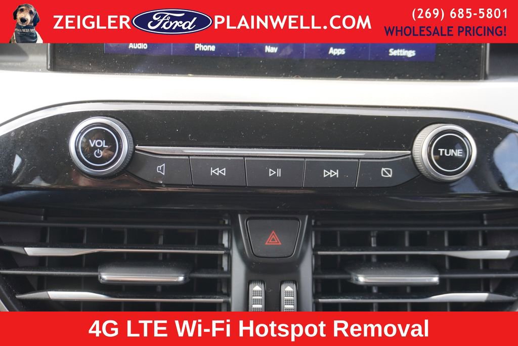 Used 2022 Ford Escape SE w/ Cold Weather Package image 21