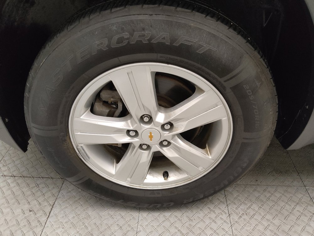 Used 2020 Chevrolet Trax LT w/ LT Convenience Package image 31