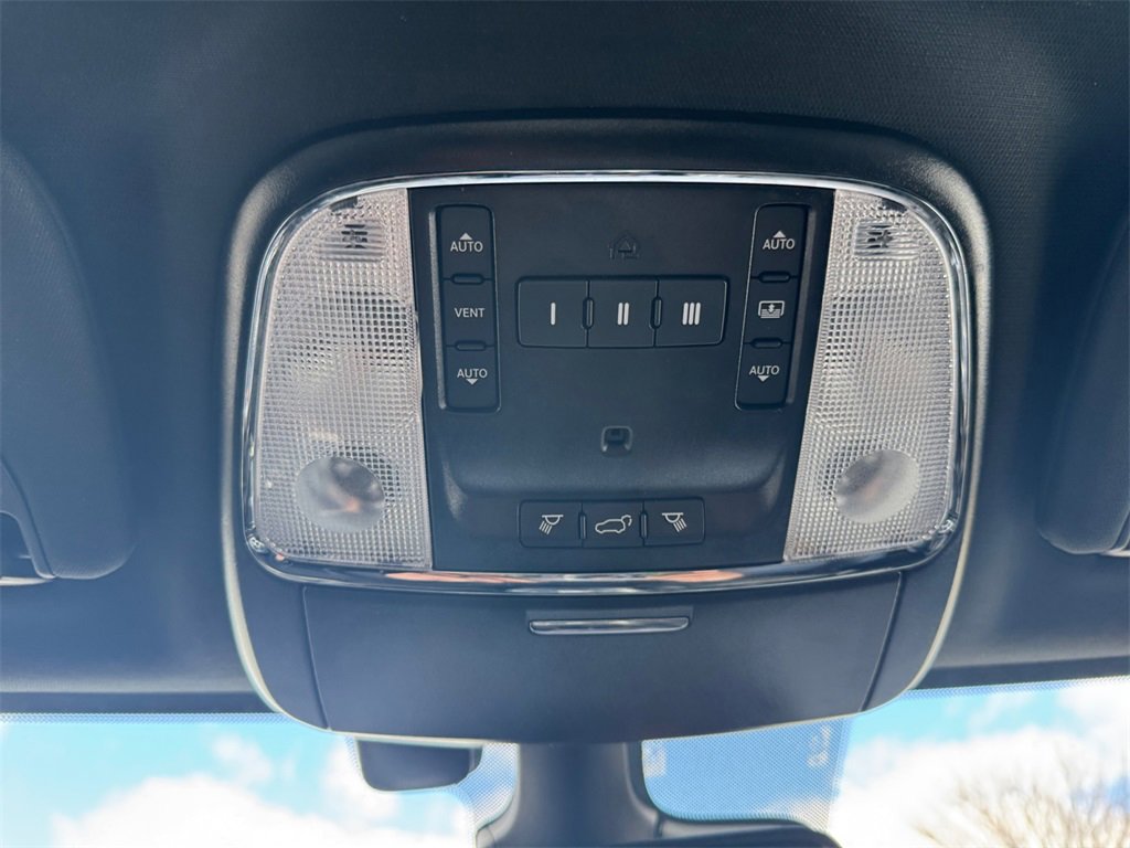 Used 2020 Jeep Grand Cherokee High Altitude image 26