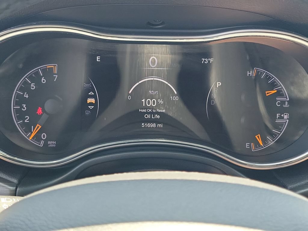 Used 2021 Jeep Grand Cherokee Laredo X AWD/4WD image 12