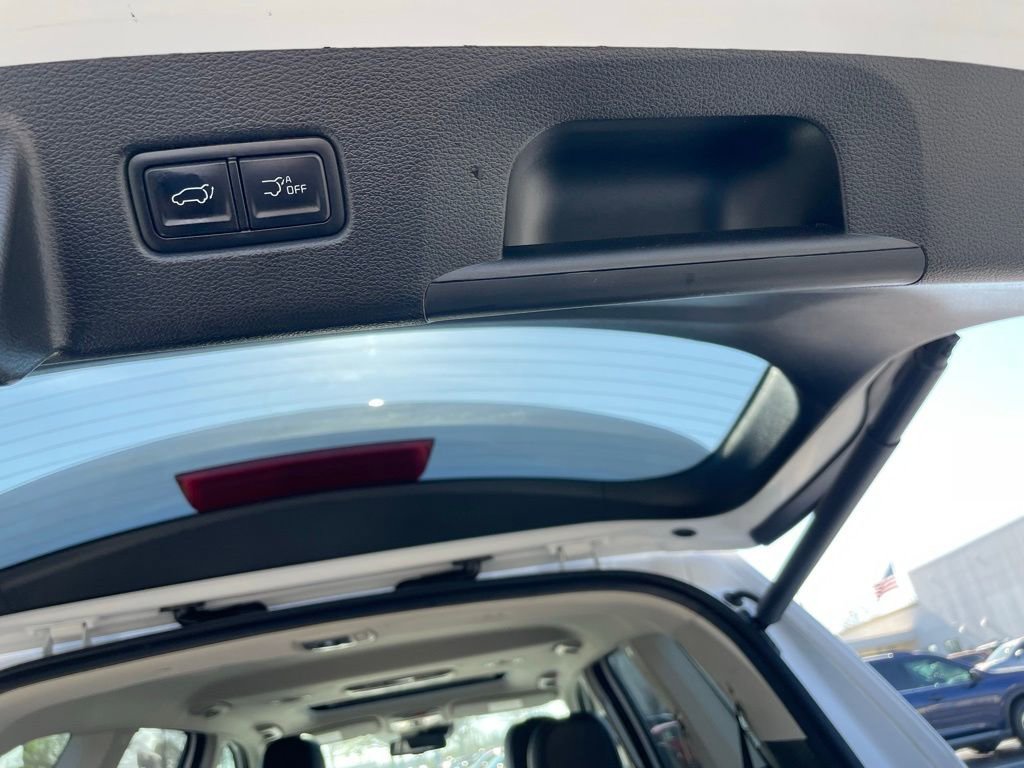 Used 2023 Kia Telluride EX w/ EX Captain's Chair Package image 43