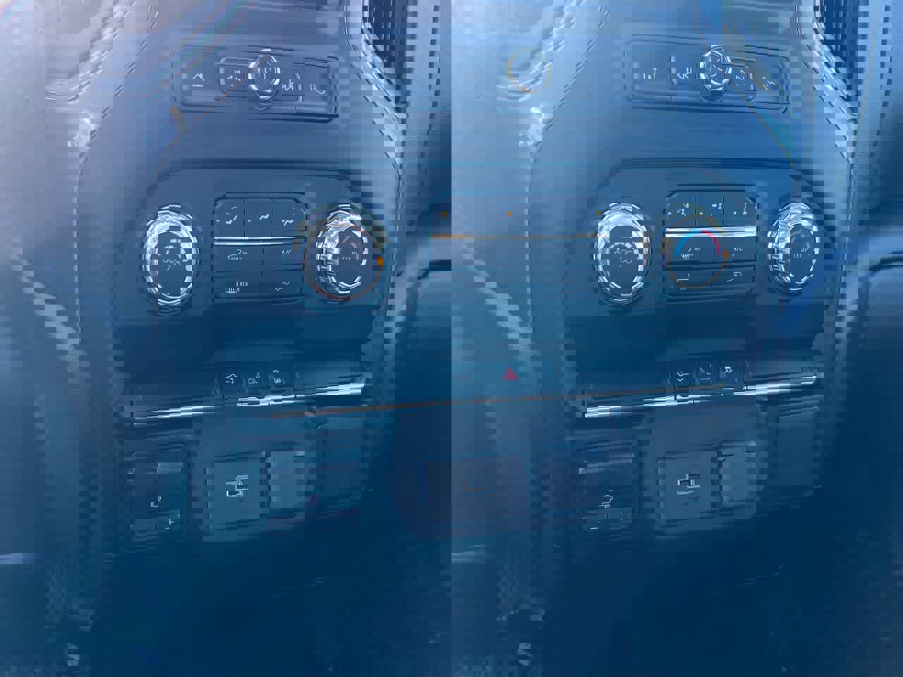 Used 2019 GMC Sierra 1500 4x4 Double Cab w/ Convenience Package image 18