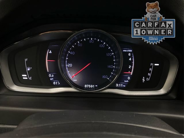 Used 2016 Volvo XC70 T5 Premier w/ Proximity Package image 21