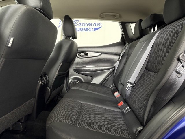 Used 2019 Nissan Rogue Sport S image 13