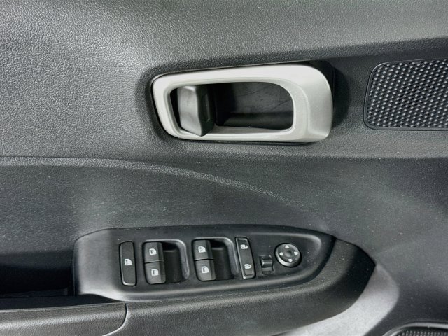 Used 2021 Hyundai Venue SEL w/ Premium Package FWD image 18