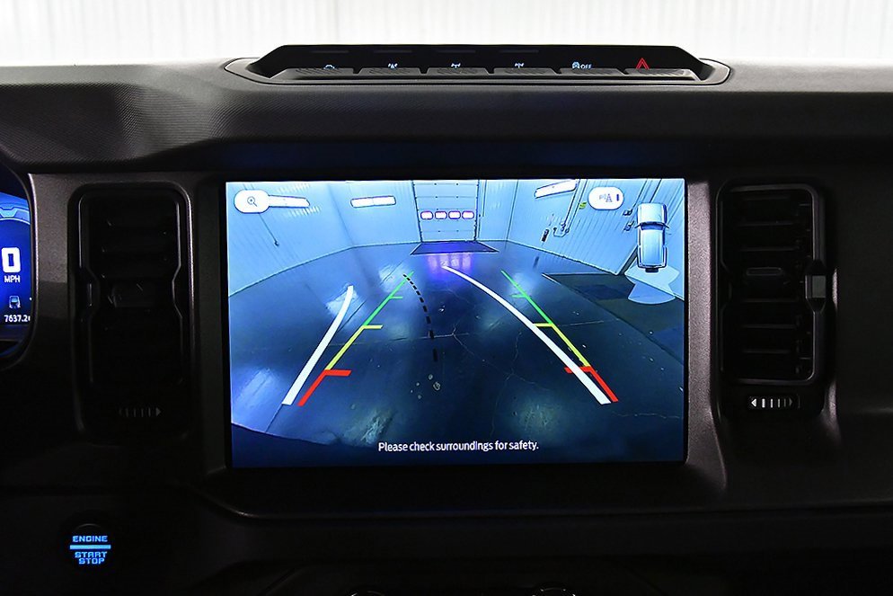 Used 2025 Ford Bronco Badlands image 24