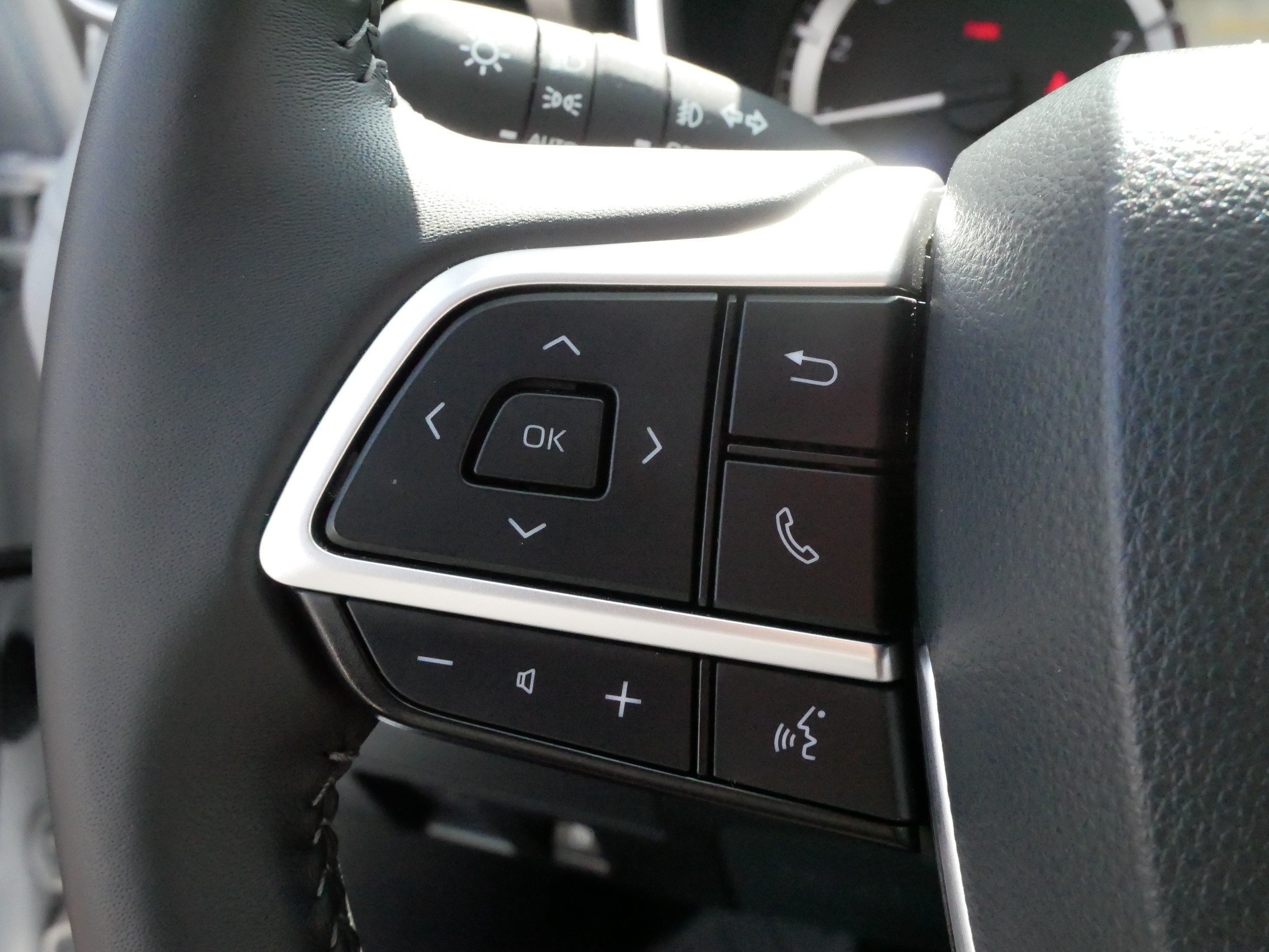 Certified 2026 Toyota Highlander XLE AWD/4WD image 27