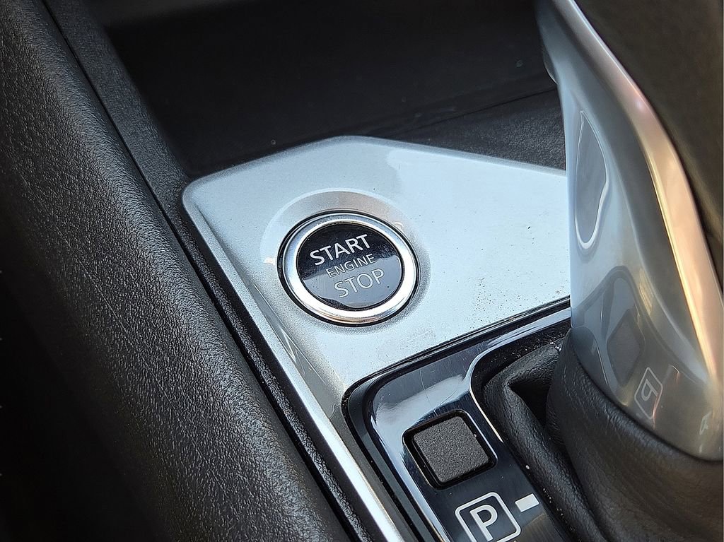 Used 2025 Nissan Altima 2.5 SV image 30