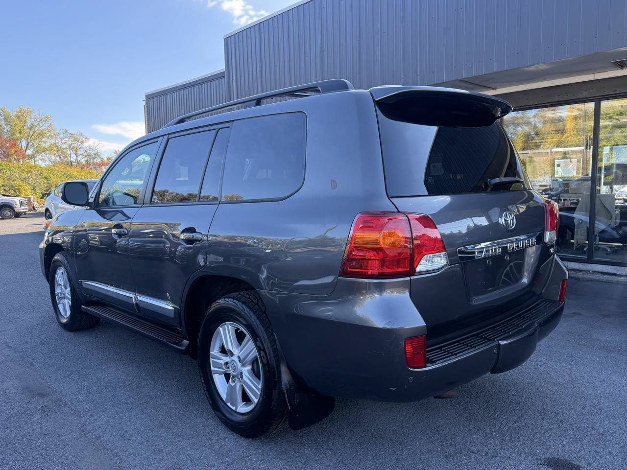Used 2015 Toyota Land Cruiser AWD/4WD image 18