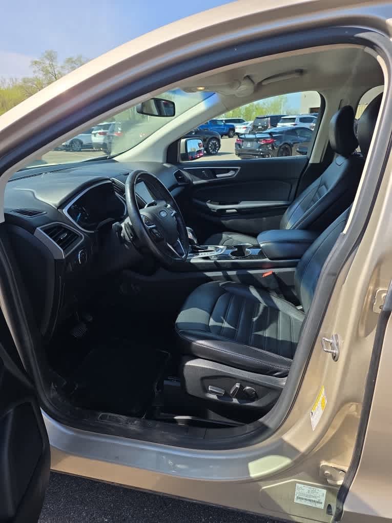 Used 2018 Ford Edge SEL w/ Equipment Group 201A AWD/4WD image 5
