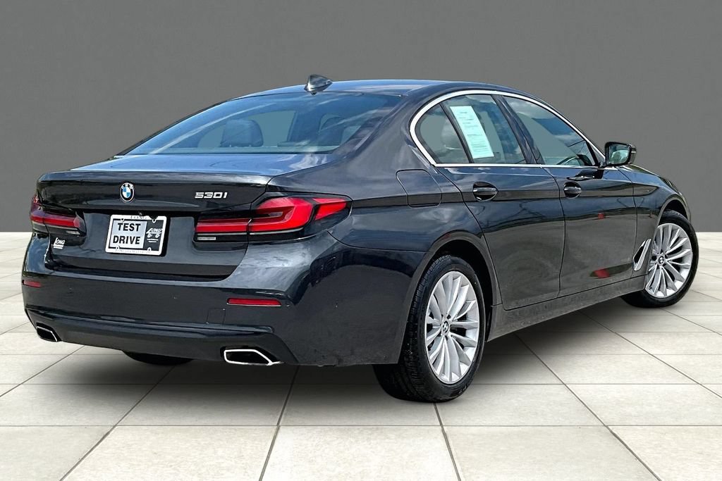 Used 2021 BMW 530i RWD image 2