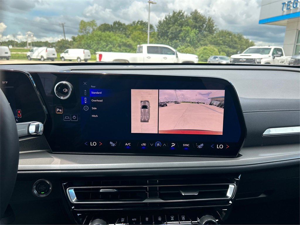 New 2026 Chevrolet Traverse LT w/ Driver Confidence Package image 26
