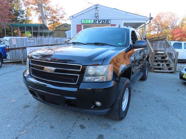 Used 2008 Chevrolet Avalanche LT w/ LT Preferred Equipment Group image 2