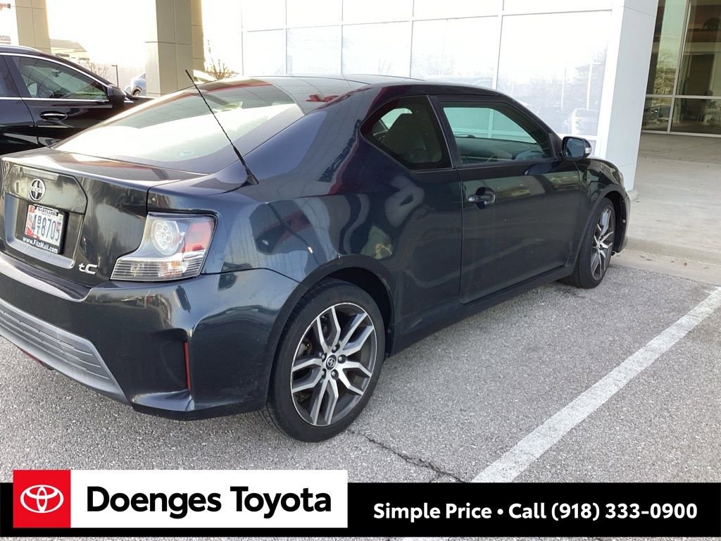 Used 2015 Scion tC image 9