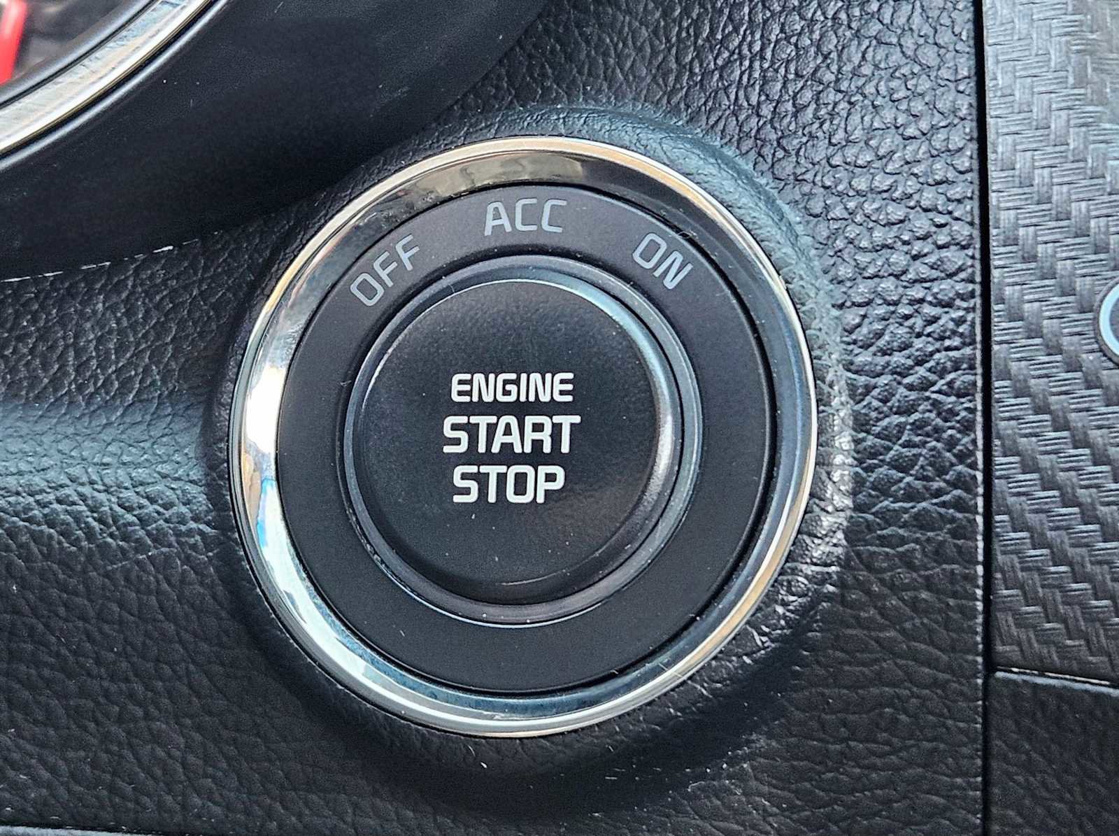 Used 2017 Kia Forte EX image 27