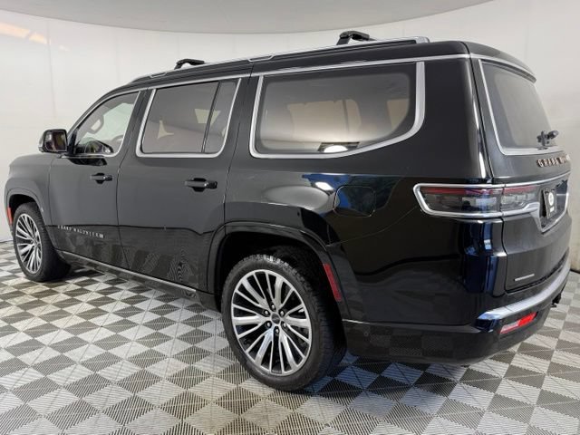 Used 2022 Jeep Grand Wagoneer Series III w/ Rear Seat Video Group 1 AWD/4WD image 7