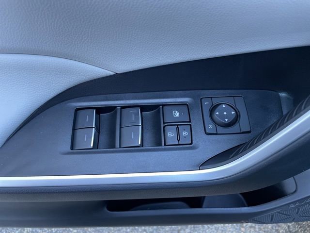 Used 2025 Toyota RAV4 XLE image 16