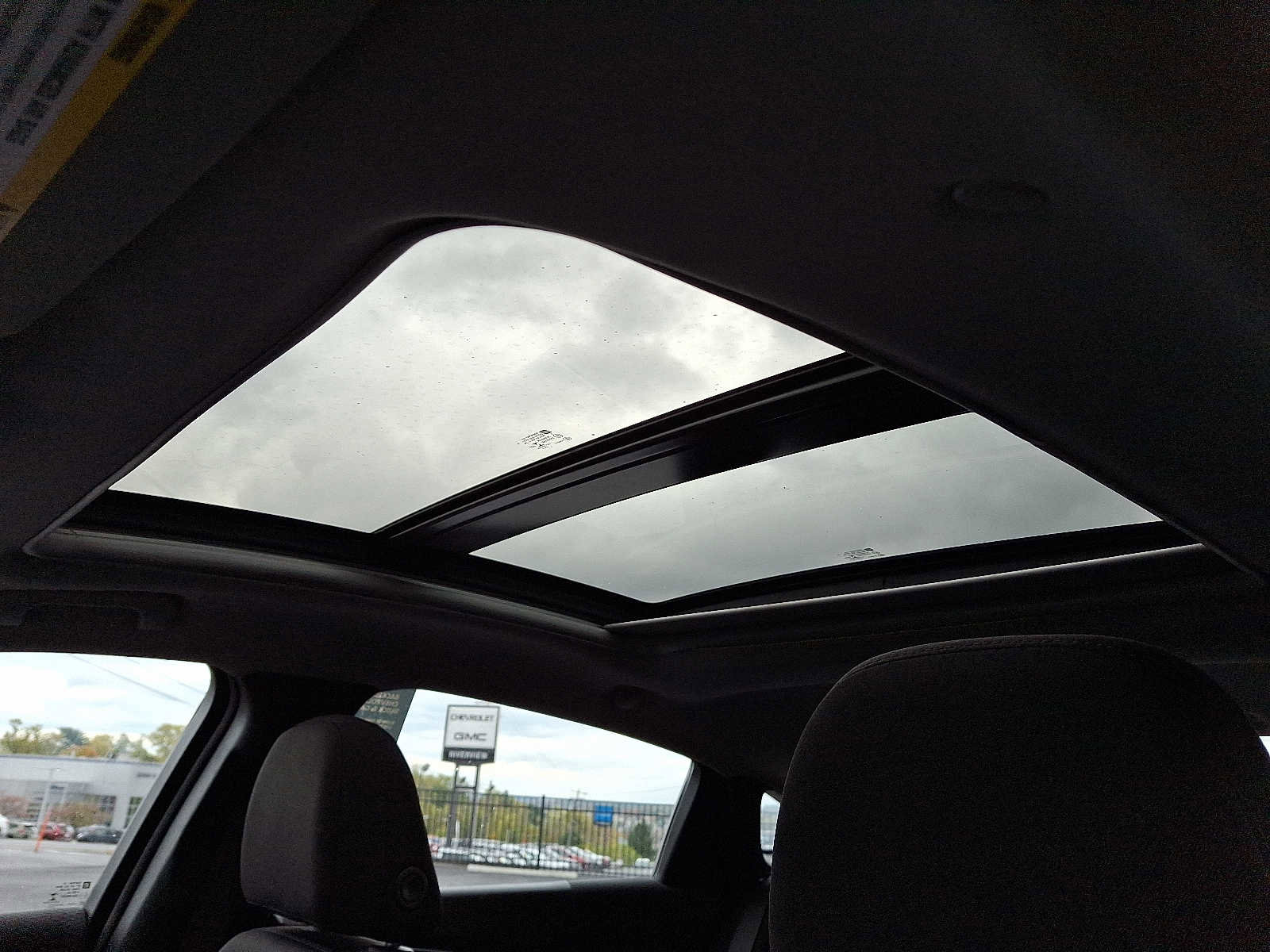 Used 2023 Chevrolet Malibu LT image 17