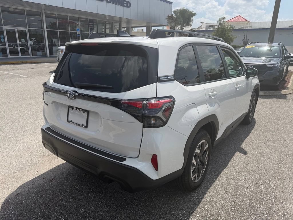 Used 2026 Subaru Forester Premium AWD/4WD image 6