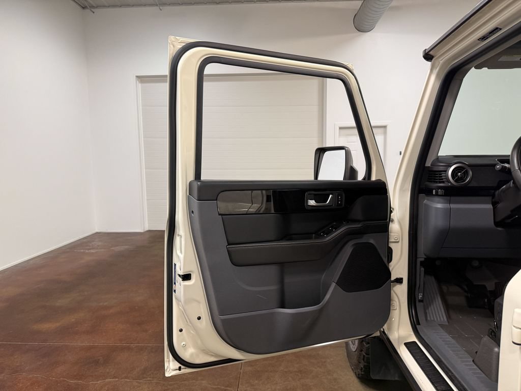 Used 2024 INEOS Grenadier Station Wagon AWD/4WD image 57
