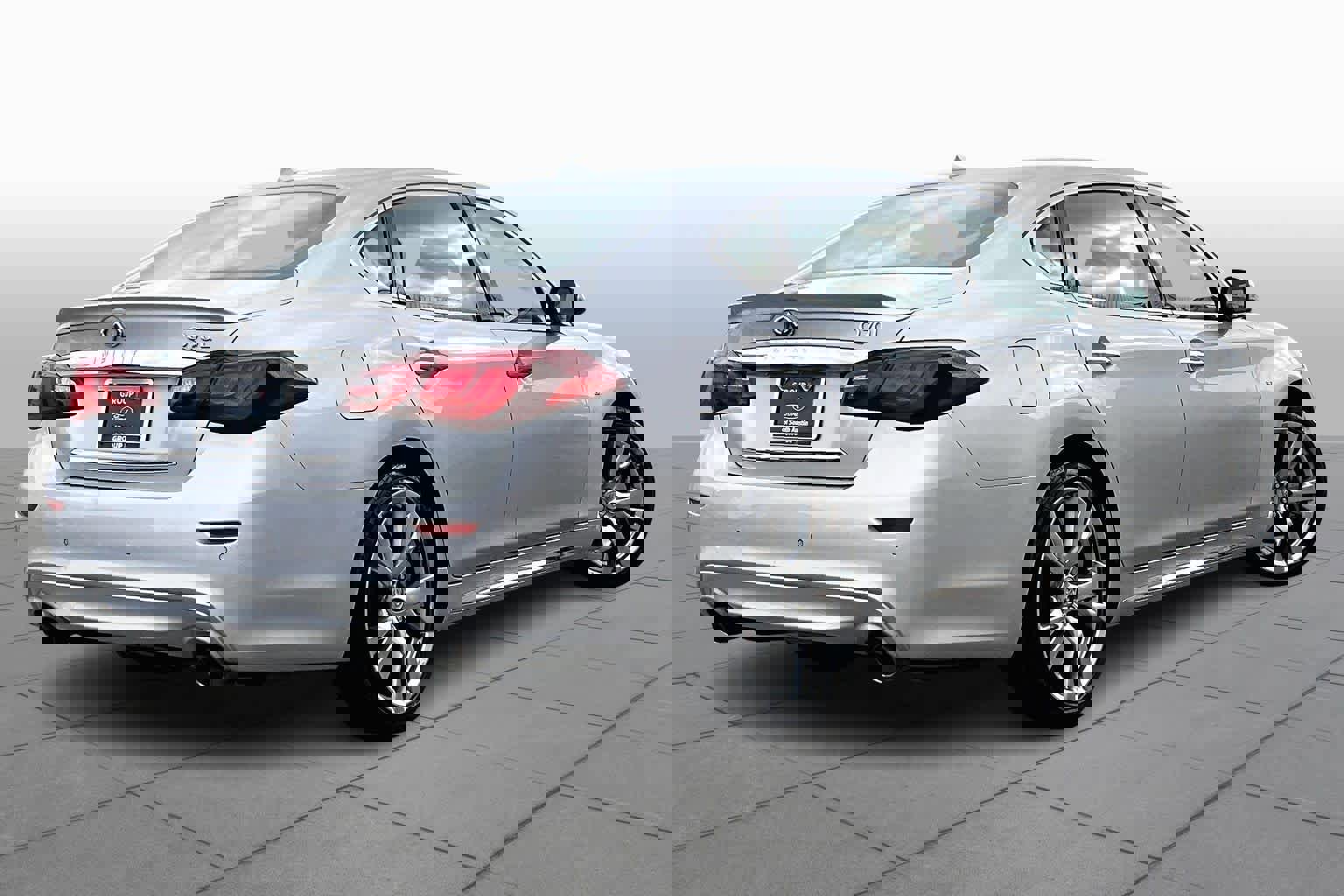 Used 2018 INFINITI Q70 L 3.7 image 13