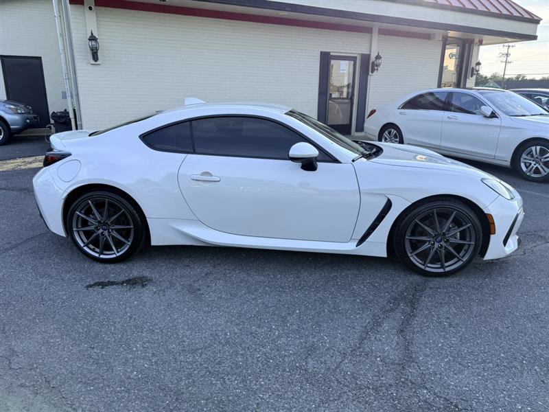 Used 2022 Subaru BRZ Limited RWD image 4