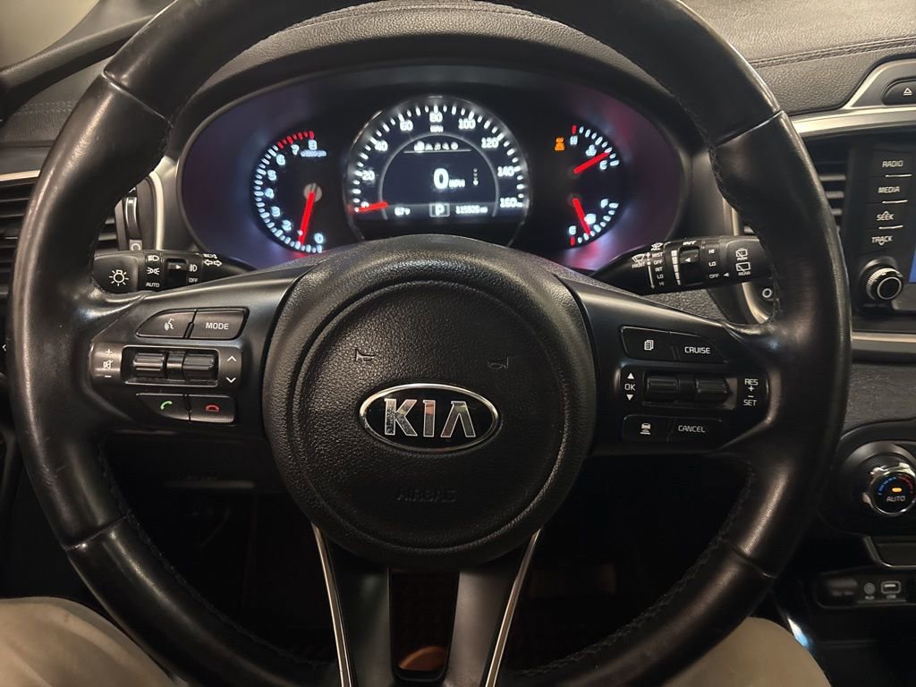 Used 2017 Kia Sorento EX w/ EX Advanced Touring Package image 10