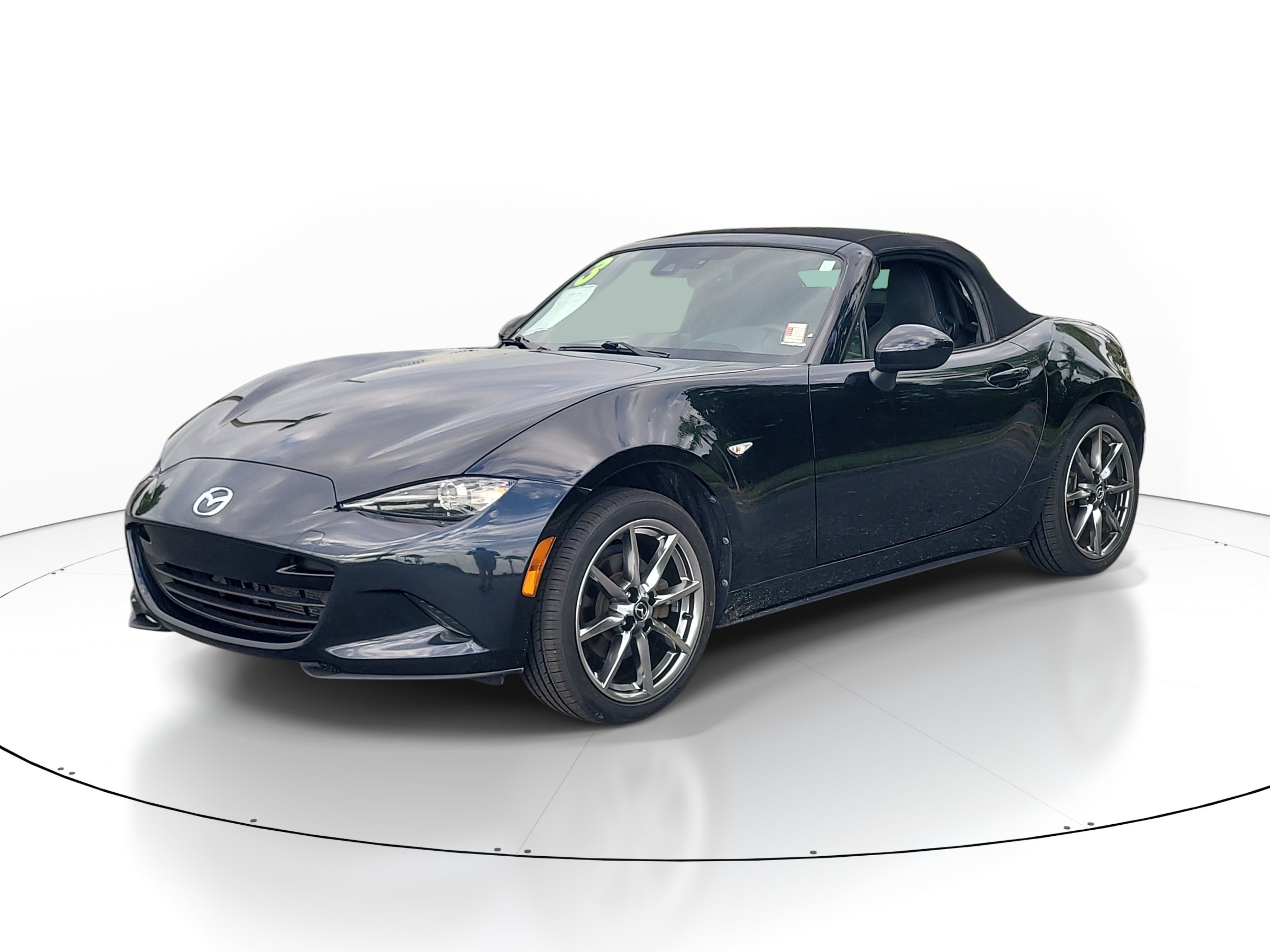 Used 2023 MAZDA MX-5 Miata Grand Touring RWD image 3