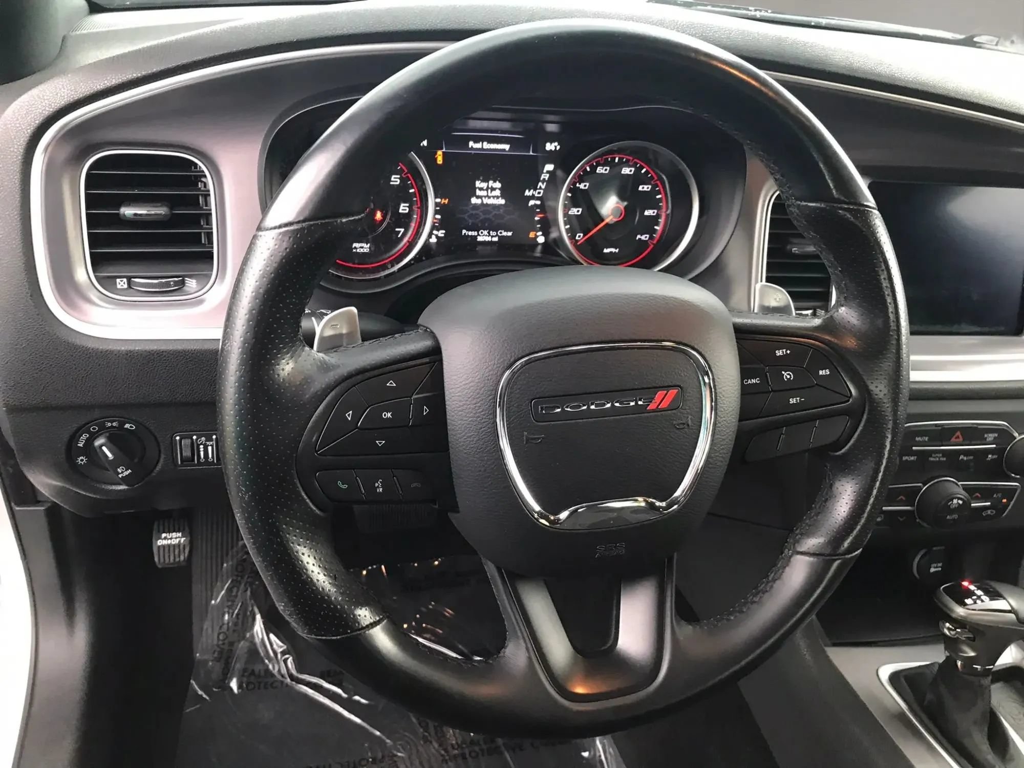 Used 2019 Dodge Charger SXT AWD/4WD image 17