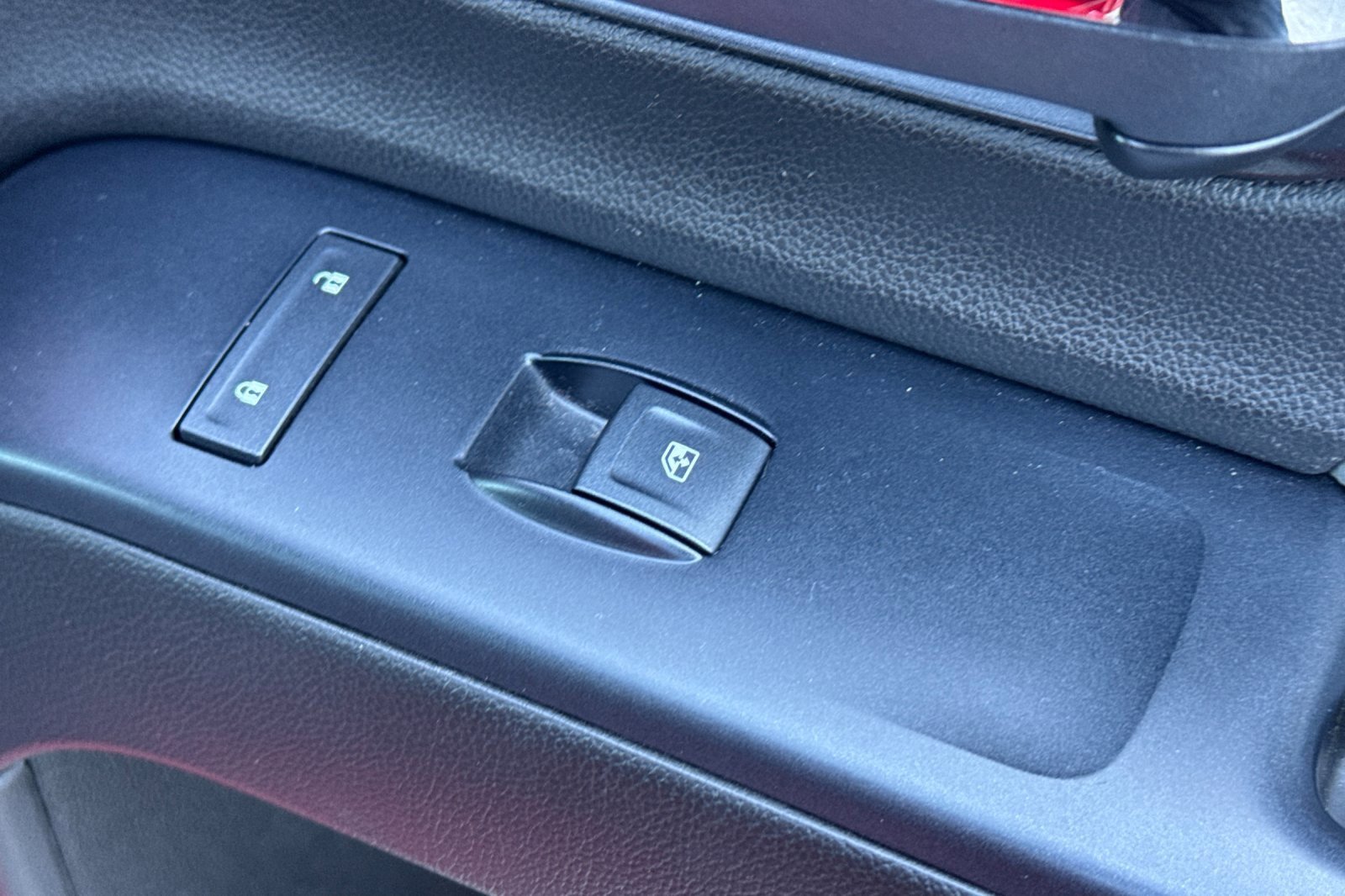 Used 2018 Chevrolet Silverado 1500 Custom w/ Custom Value Package image 22