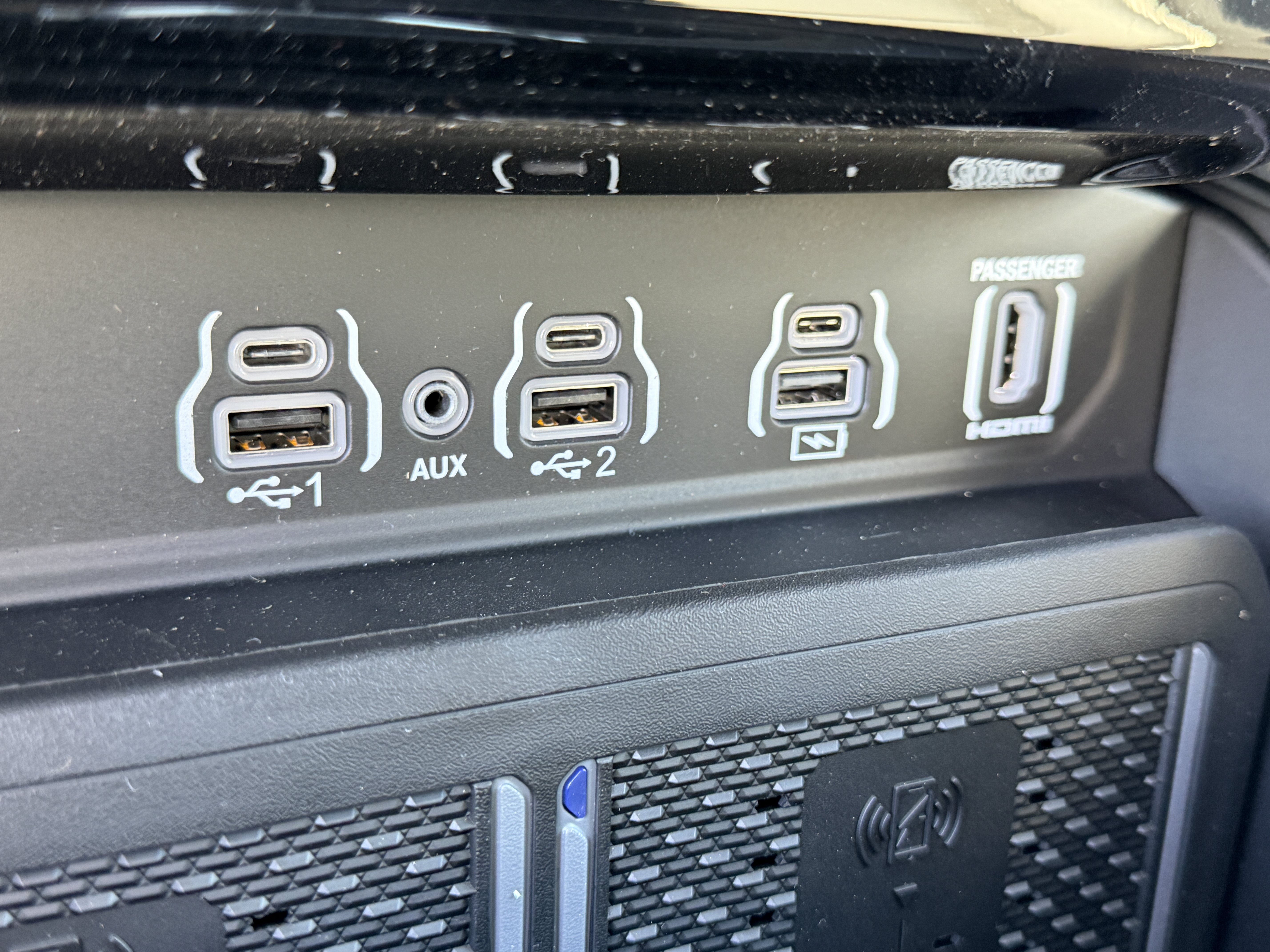 New 2026 RAM 1500 Laramie w/ Night Edition AWD/4WD image 25