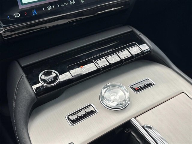 New 2025 Lincoln Navigator Reserve w/ Jet Appearance Package image 29
